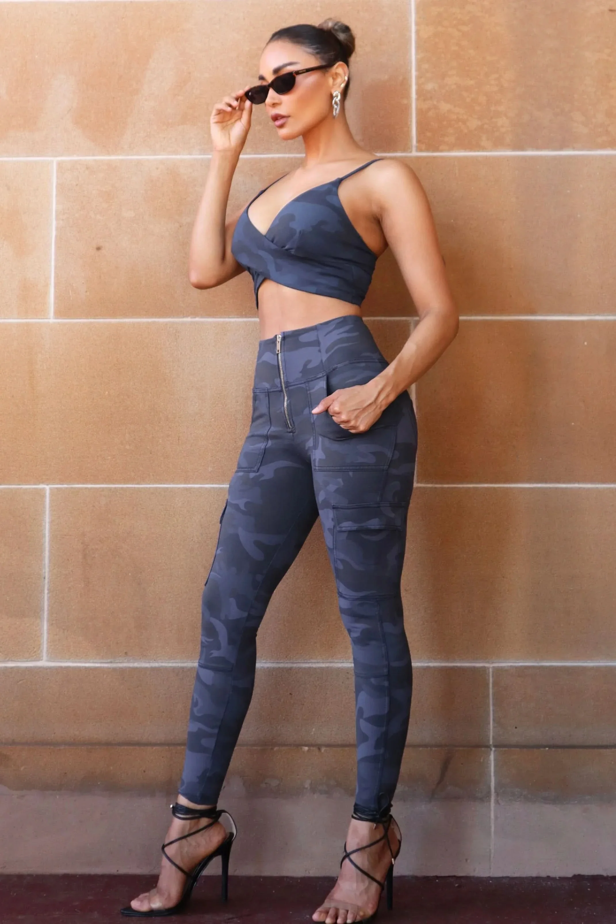 WRUP Cargo Fashion - High Waisted - 7/8 Length - Navy Blue Camo