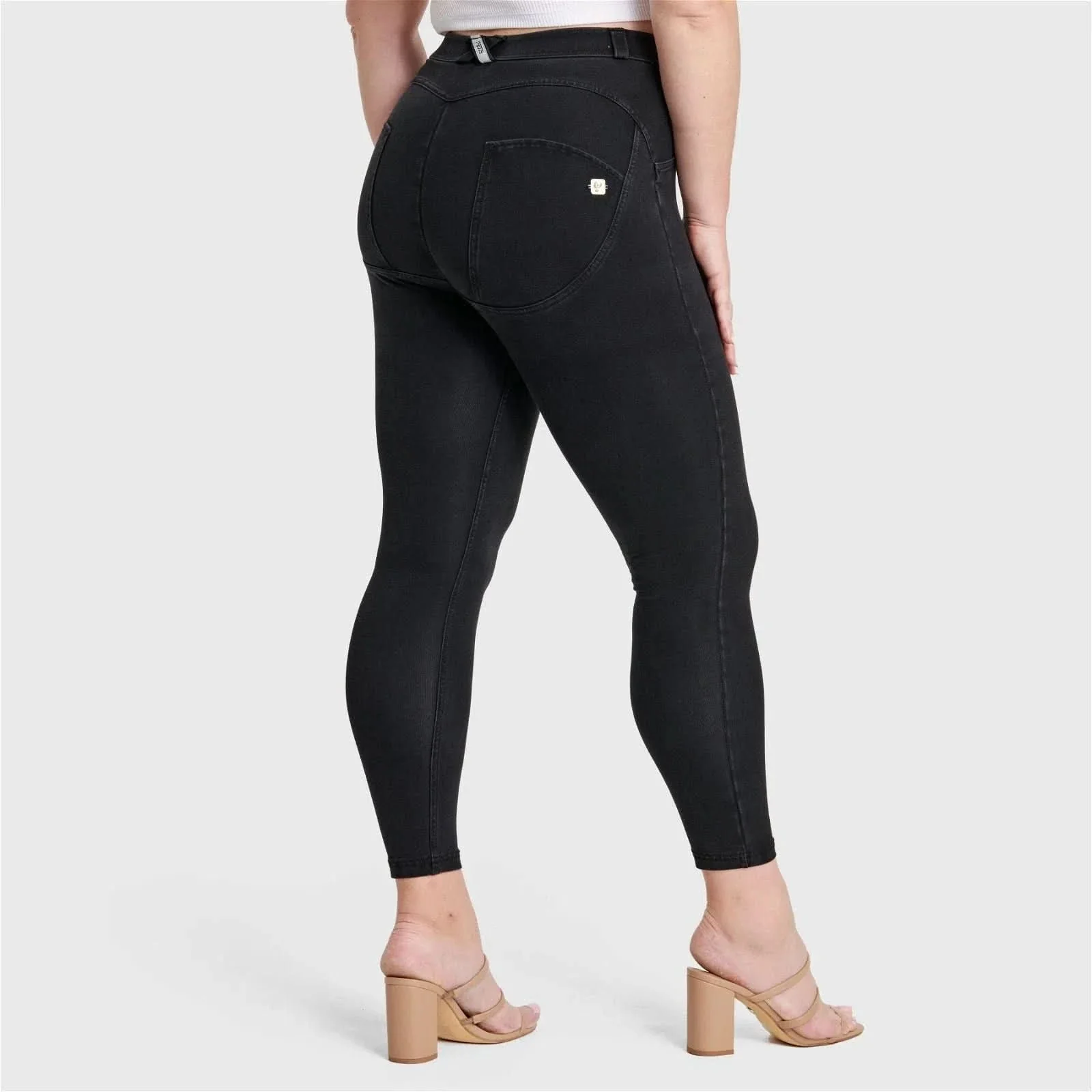 WRUP Curvy Denim - High Waisted - 7/8 Length - Black + Black Stitching - Image 8