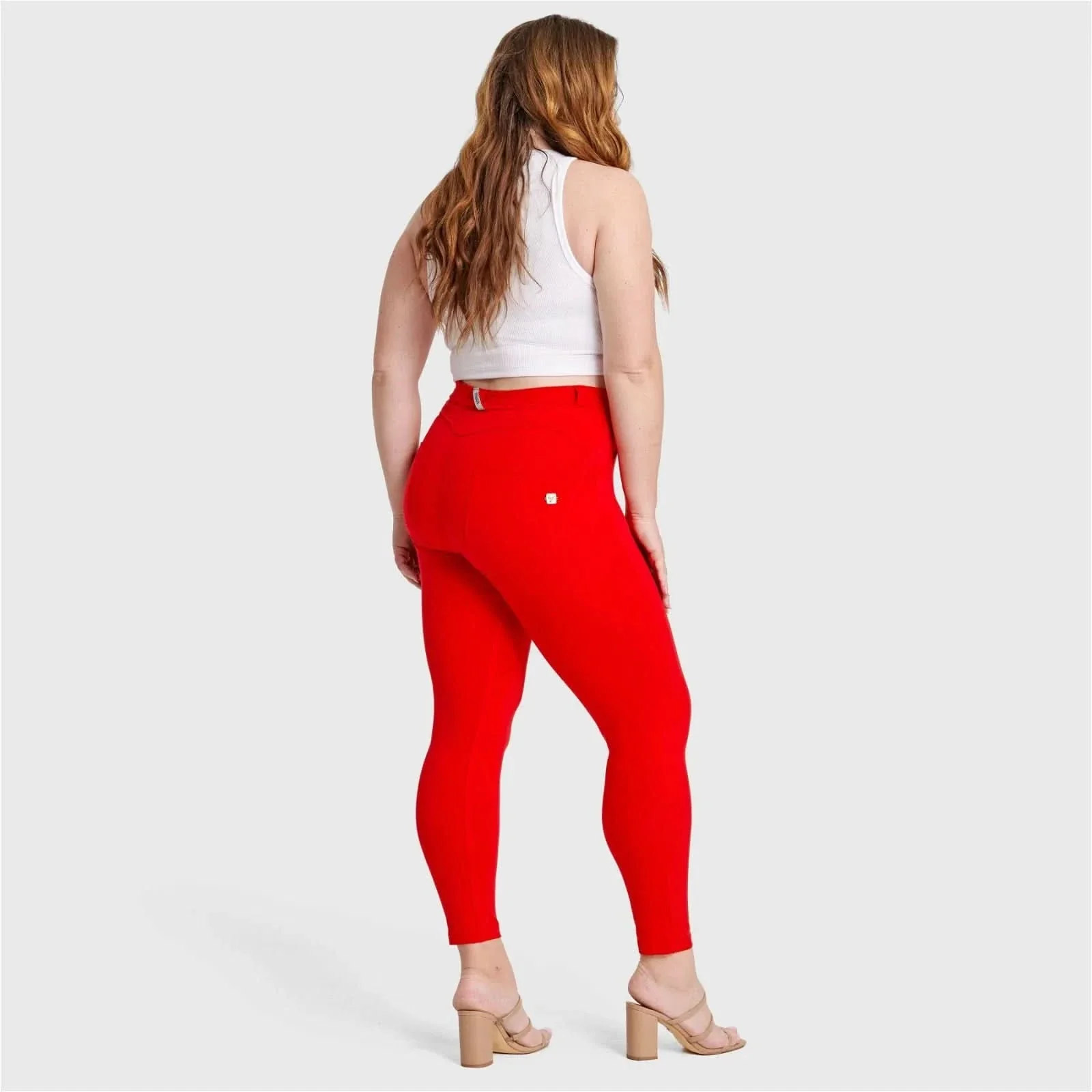 WRUP Curvy Fashion - High Waisted - 7/8 Length - Red - Image 5