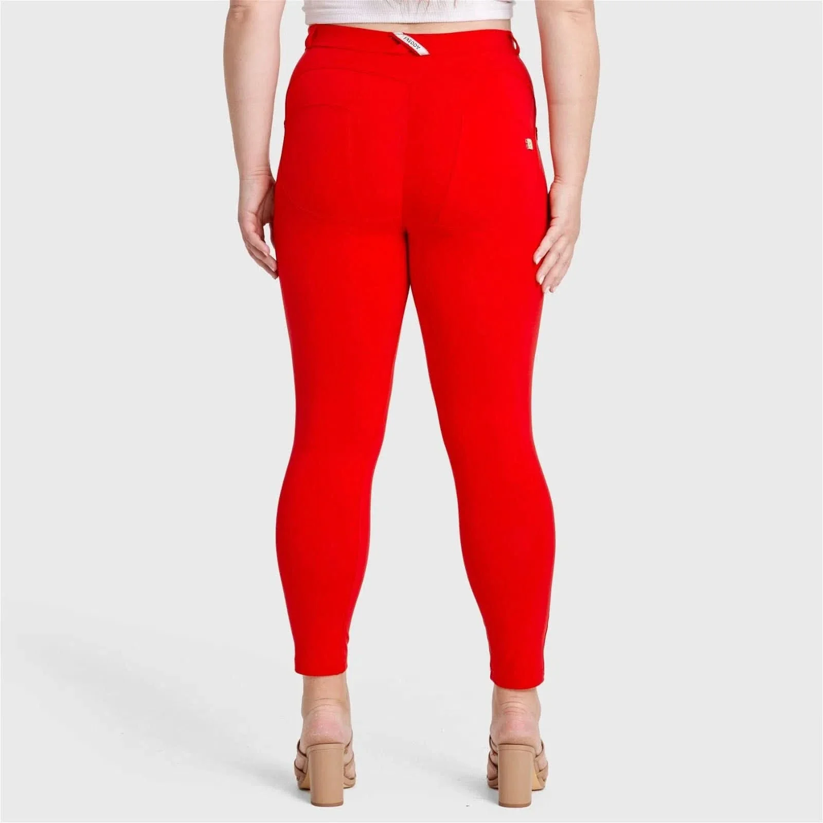 WRUP Curvy Fashion - High Waisted - 7/8 Length - Red - Image 9