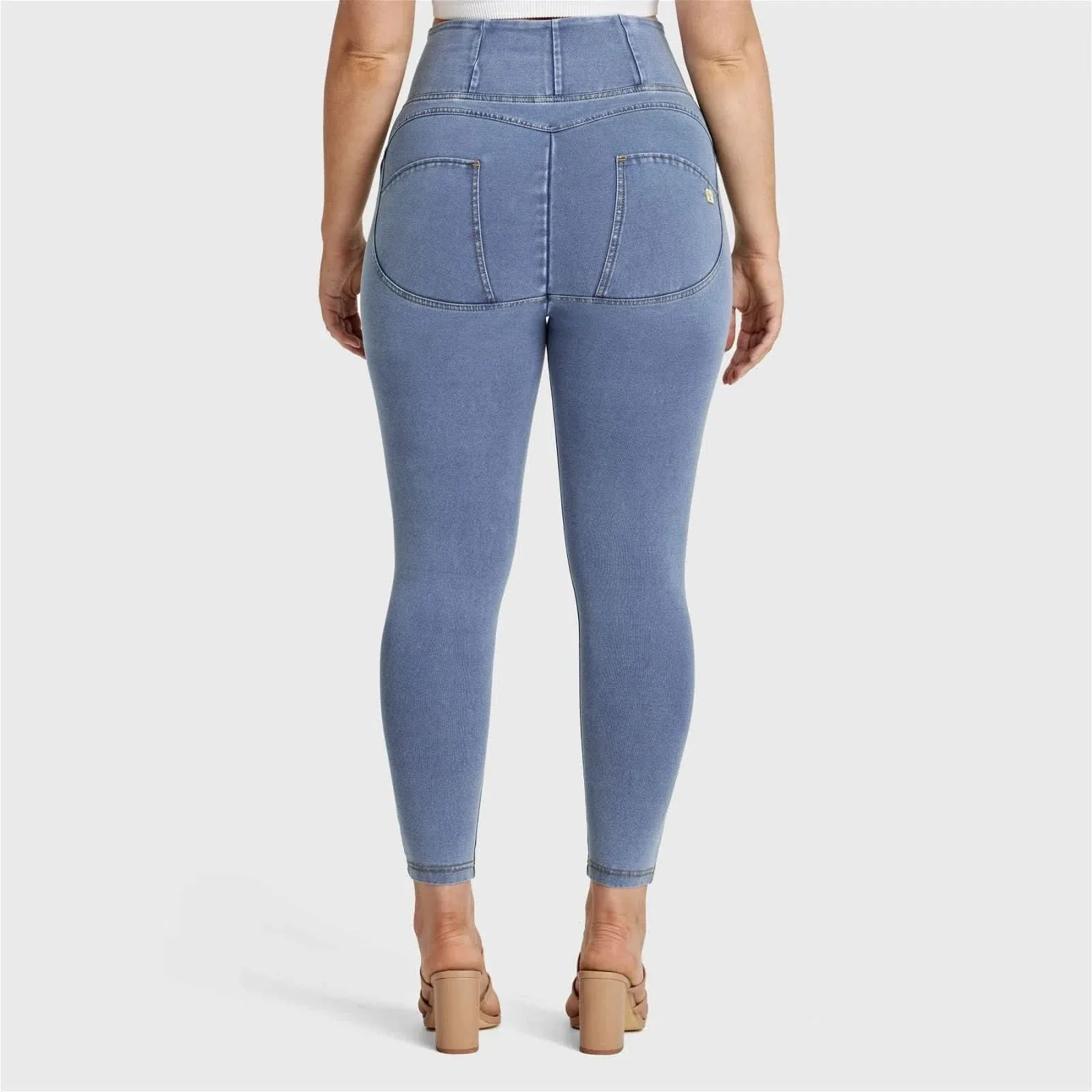WRUP Curvy Denim - Zip High Waisted - 7/8 Length - Light Blue + Yellow Stitching - Image 7