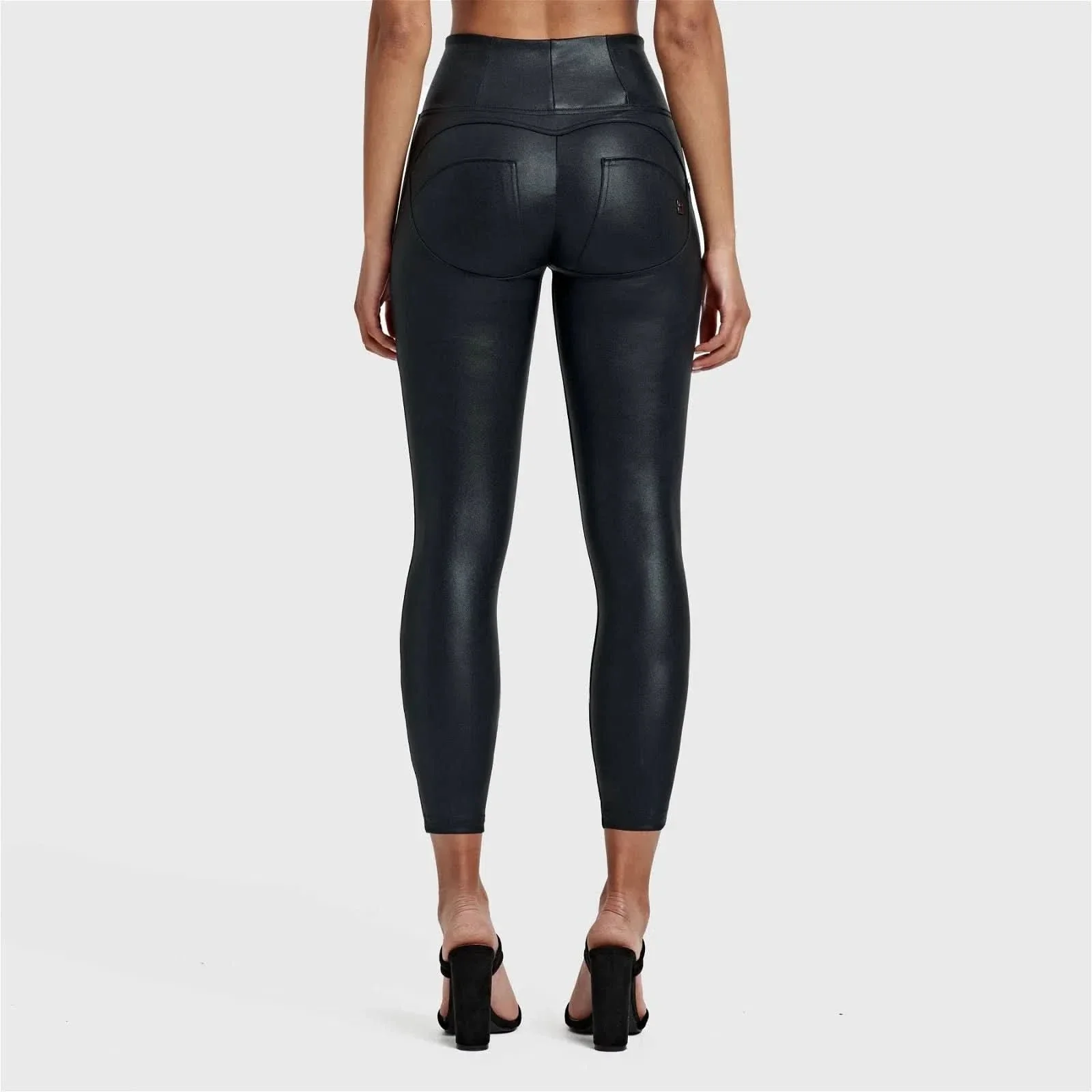 WRUP Metallic Lurex - High Waisted - 7/8 Length - Midnight Black - Image 4