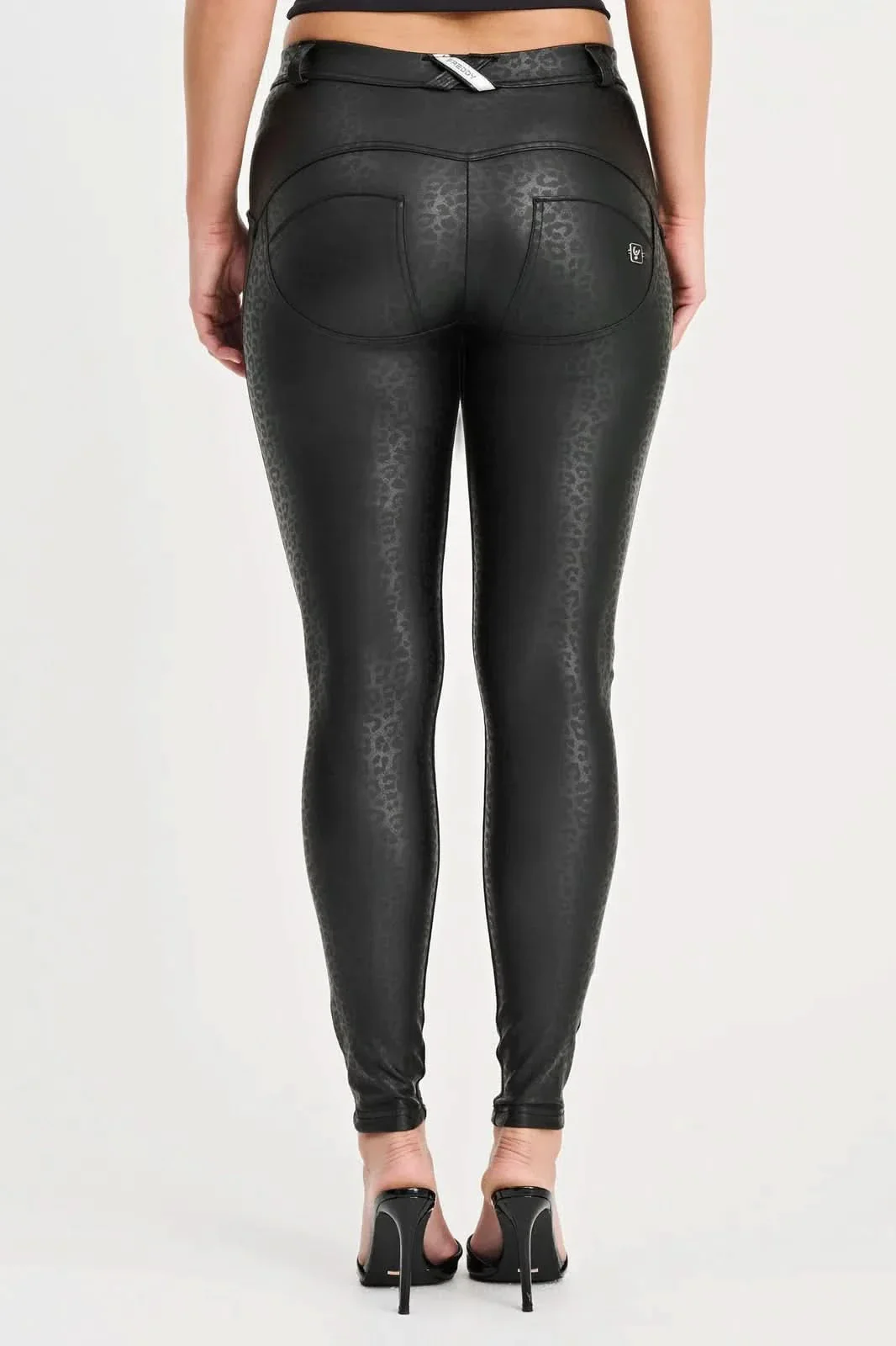 WRUP Panther Faux Leather - Mid Rise - Full Length - Black - Image 5
