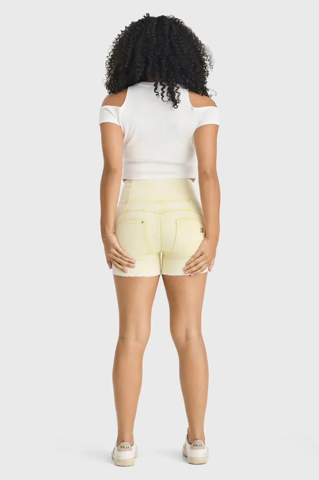 WRUP SNUG Jeans - 3 Button High Waisted - Shorts - Yellow Sorbet - Image 3
