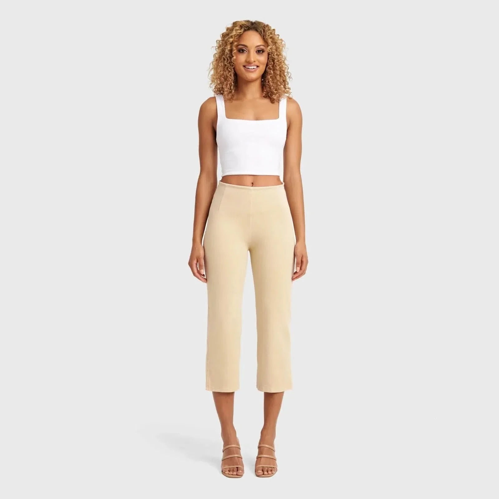 WRUP SNUG Jeans - High Waisted - Cropped - Beige - Image 9