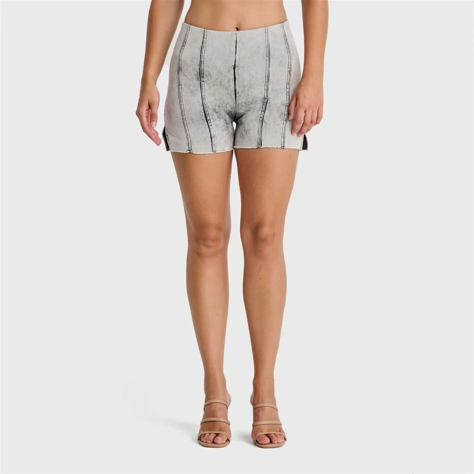WRUP SNUG Jeans Limited Edition - High Waisted - Shorts - Grey + Black Stitching - Image 3