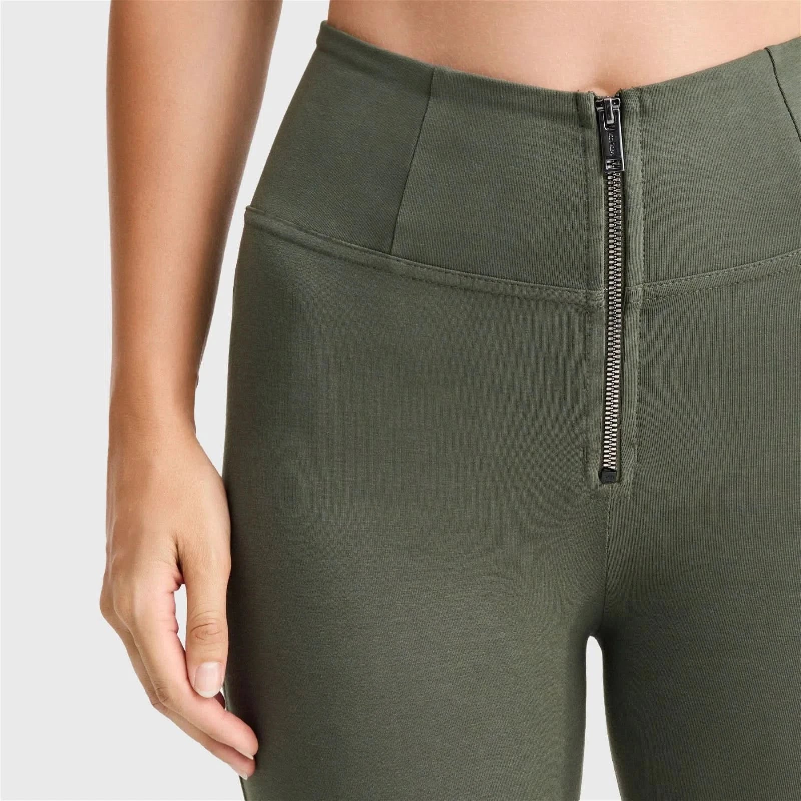 WRUP Cargo Fashion - High Waisted - 7/8 Length - Military Green - Image 6